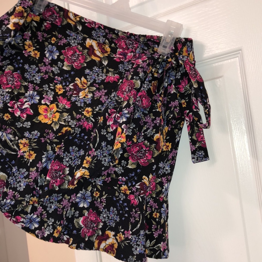 NWOT! Wild Fable Skirt! Size Large! - Picture 3 of 7